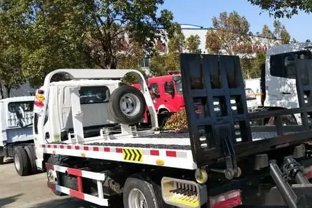 铁科高速G1015高速救援服务 汽车轮胎漏气 高速24小时拖车救援服务热线电话